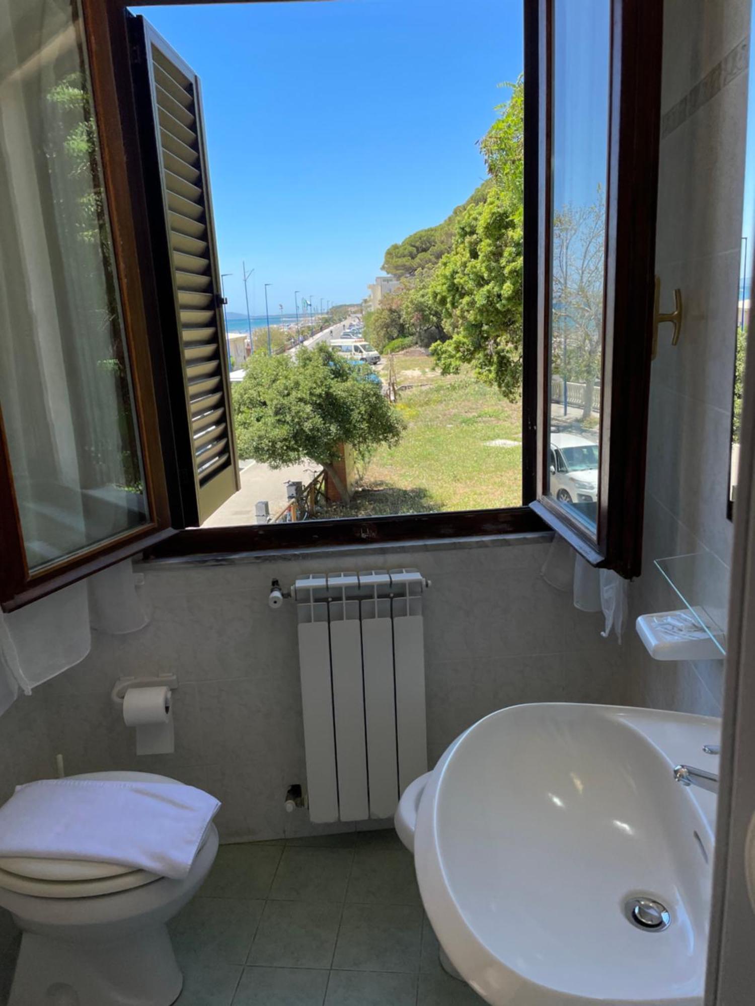Triple Room,1499525710:JPEG
